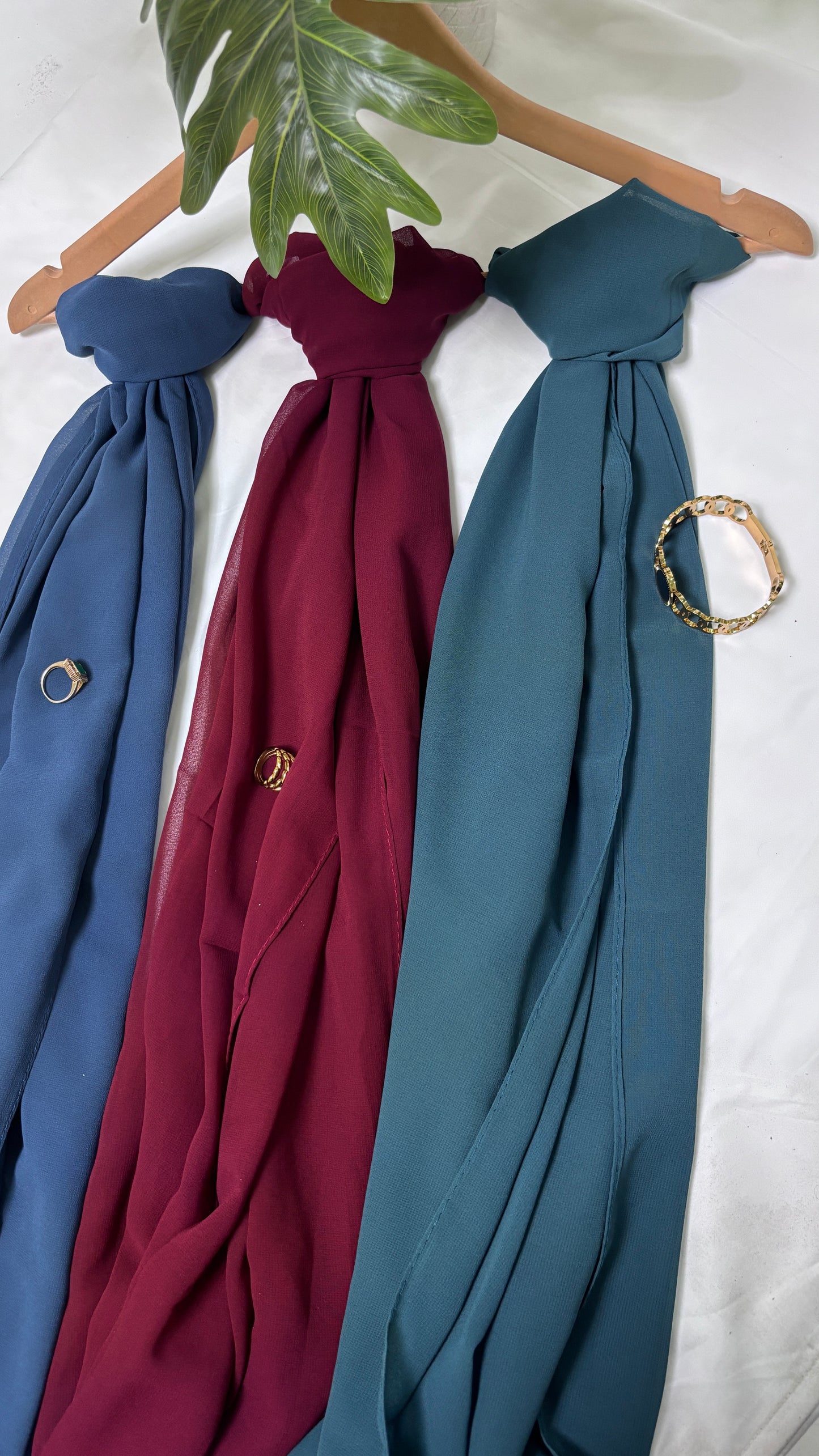 Premium Georgette Chiffon Hijab Scarf for Women – Luxury Modest Wear with Free Hijab Cap