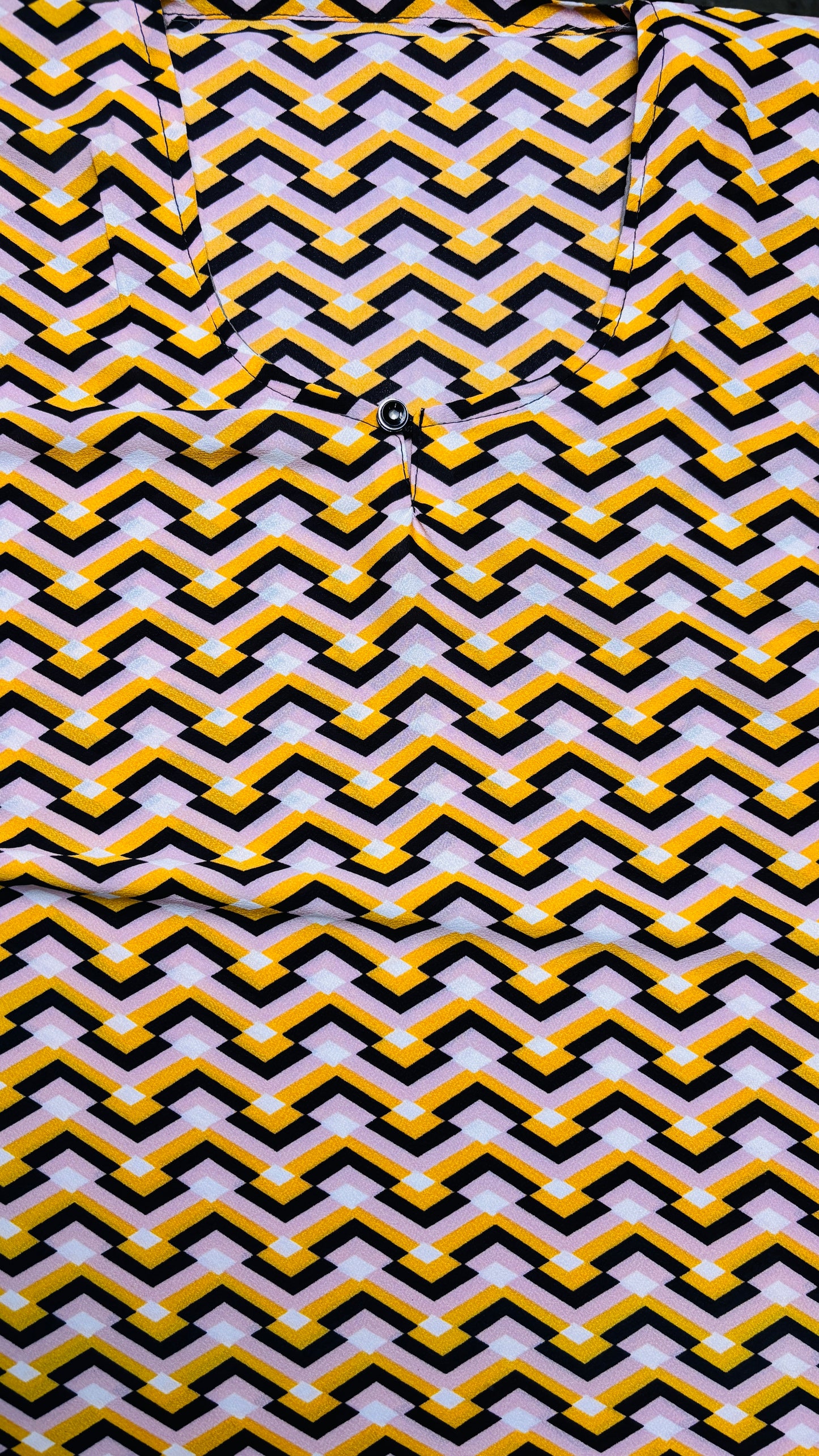 Brown Yellow Zig Zag Printed Abaya with Pocket & Belt