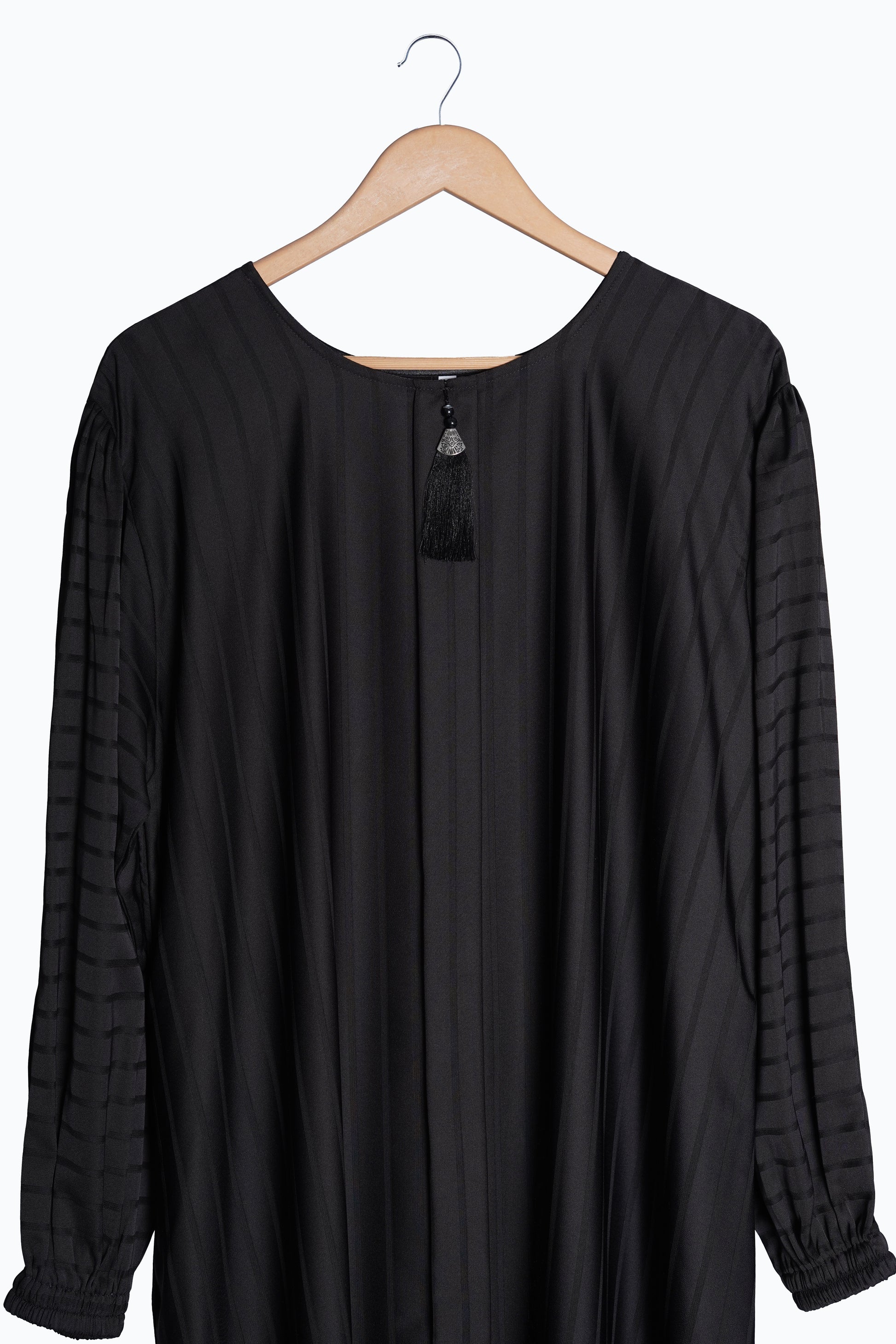 Elegant Black Textured Abaya