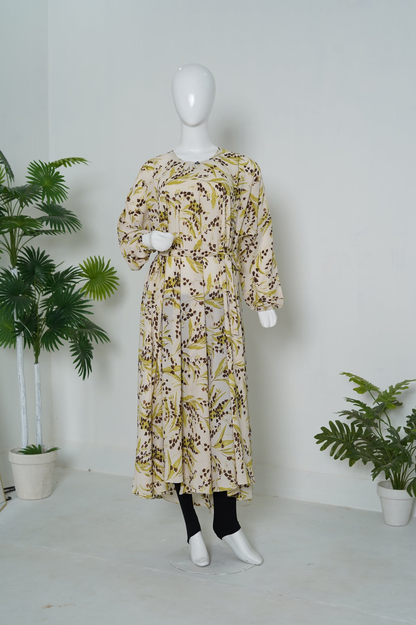 SummerAbayas-AbayaonlinePakistanyellow-floral-printed-abaya-pocket-MulaabisAbayas_